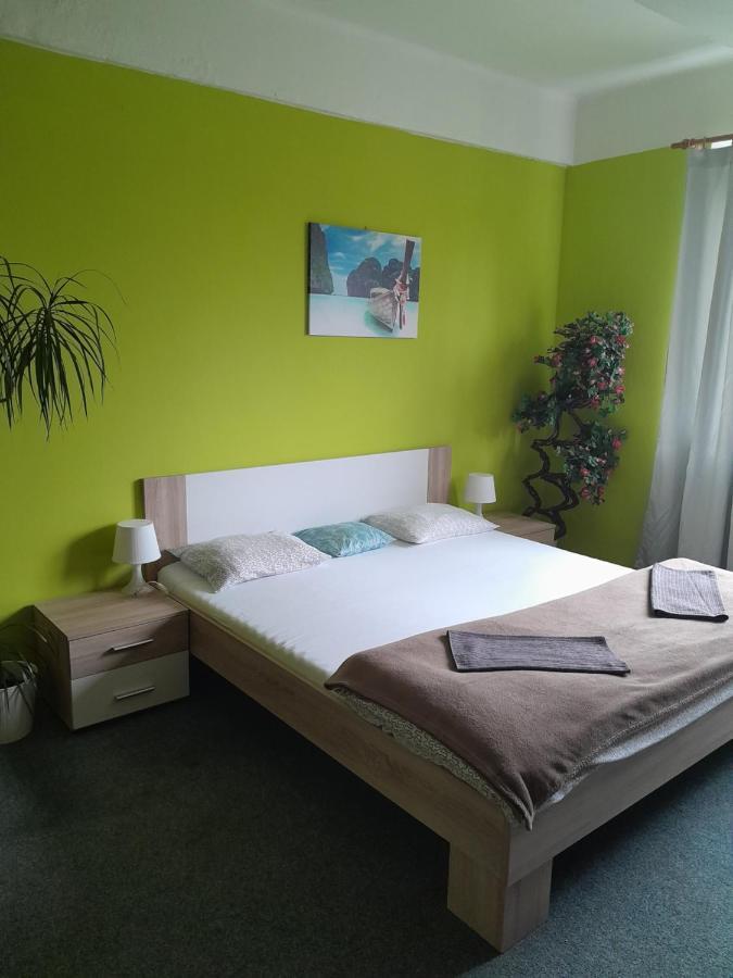Motel Grado Praga Zewnętrze zdjęcie